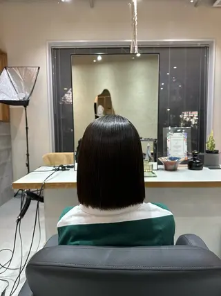 ミディアム Shiro RENのヘアスタイル