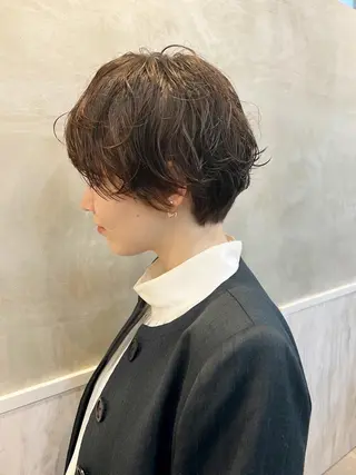 ショート パーマ 工藤 梨花のヘアスタイル