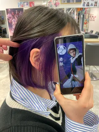 セミロング カラー インナーカラー 推し ブリーチ 髪質改善のヘアスタイル