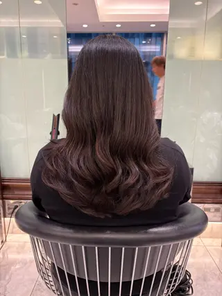 ミディアム パーマ 韓国っぽ水光肌カラー マンツーマン🫧なおのヘアスタイル