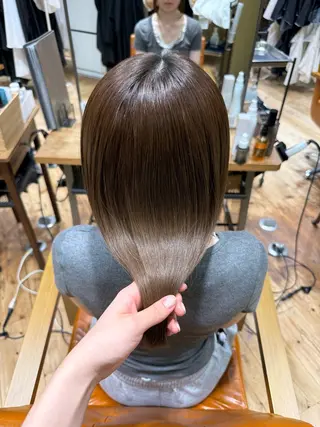 ミディアム リオ/ カラーモデル/梅田のヘアスタイル