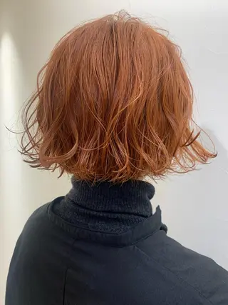 ショート カラー hubhair レイヤー/透明感のヘアスタイル