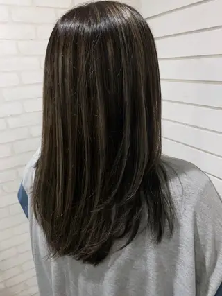 ミディアム 穐田 司樹のヘアスタイル