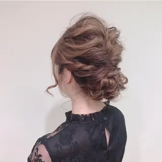 ミディアム ヘアアレンジ 山田 里美のヘアスタイル
