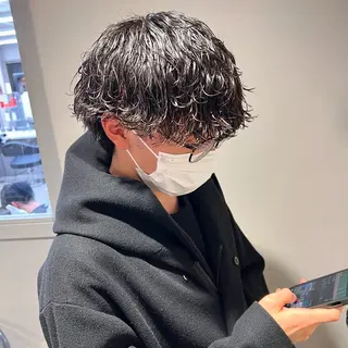 ミディアム パーマ メンズ メンズパーマ特化 TAIGAのヘアスタイル