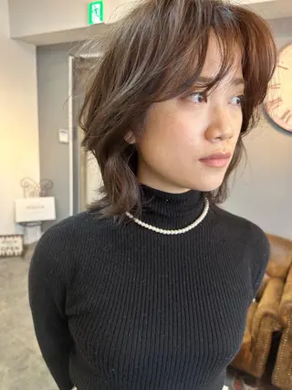 ミディアム JESSICA .のヘアスタイル