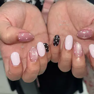 ネイル LIAn.🎀 Munakataのネイルデザイン