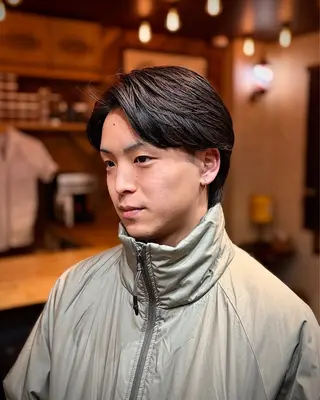 ミディアム パーマ メンズ 下村 央志のヘアスタイル