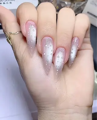 カラー T&D NailSalonのネイルデザイン