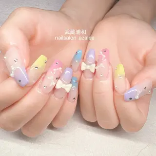 ネイル R inのネイルデザイン