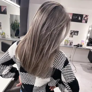 セミロング カラー 荒金 大翔のヘアスタイル