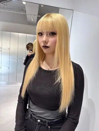 ロング Rita/髪質改善/ ブリーチなしWカラーのヘアスタイル