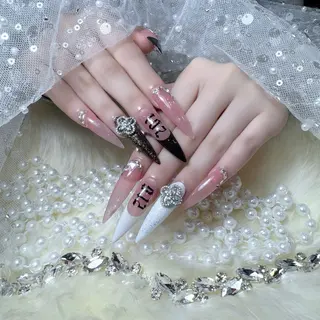 ネイル Doris Nail Salonのネイルデザイン