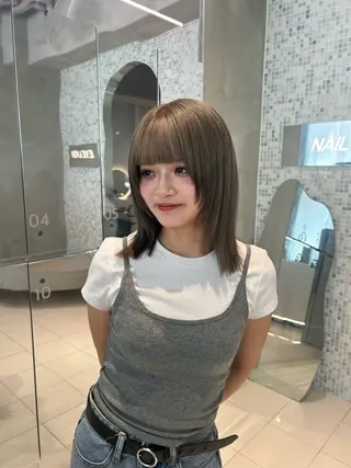 ミディアム 透明感ブラウン🍪 ヒナノのヘアスタイル