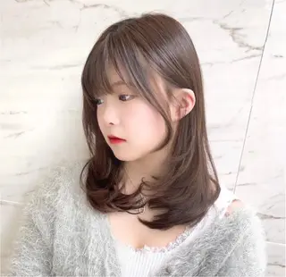 ミディアム 梶 久菜乃のヘアスタイル