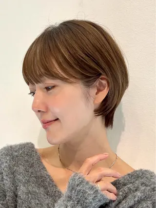 ショート ボブ.艶髪 髪質改善.縮毛矯正のヘアスタイル