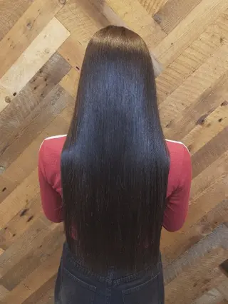 ロング LEASH 北原のヘアスタイル