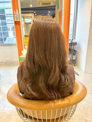 セミロング カラー うしだ かおるのヘアスタイル