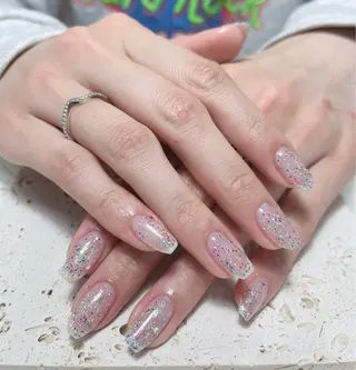 ネイル AURA NAIL 🌟鶴見店のネイルデザイン