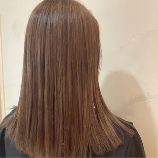 セミロング カラー [siie] カキのヘアスタイル