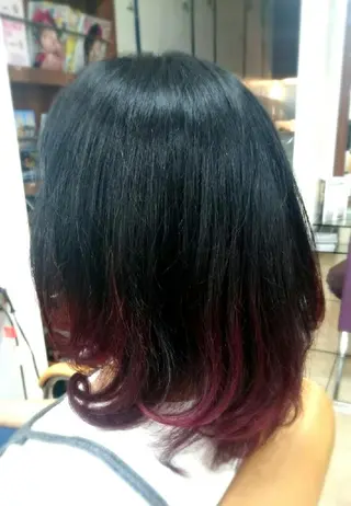 ミディアム 田坂 真弓のヘアスタイル