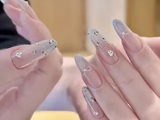 ネイル Luna ✨のネイルデザイン