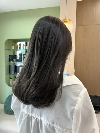 ロング カラー 中村 佳歩のヘアスタイル