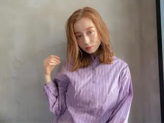 ミディアム 新宿/顔周りカット +レイヤー＝しずく♩のヘアスタイル