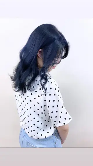 ミディアム カラー ヘアアレンジ 🌷FUKA🌷 まろやかハイトーンのヘアスタイル