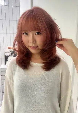 ロング カラー Risa／盛れる レイヤー／艶カラーのヘアスタイル