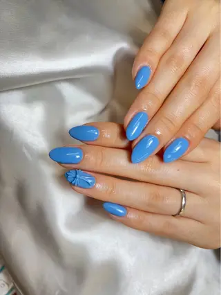 ãã€ã« ðð·ð»ð² XiinhNailã®ãã€ã«ãã¶ã€ã³