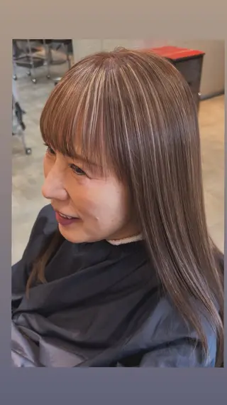 ミディアム カラー 透明感・艶感 小坂隼斗のヘアスタイル