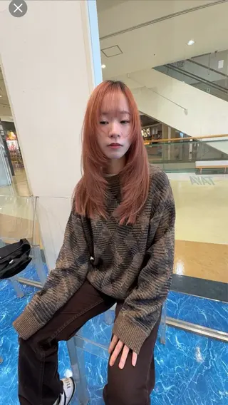 ロング 井上 彩加のヘアスタイル