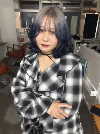 ショート カラー ブリーチカラー/ デザインカラー/栄のヘアスタイル