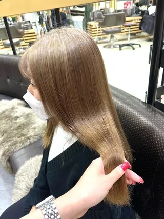 カラー 海外girl🤎 透明感ベージュmaoのヘアスタイル