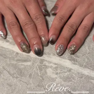 ネイル Reve. 黒澤のネイルデザイン