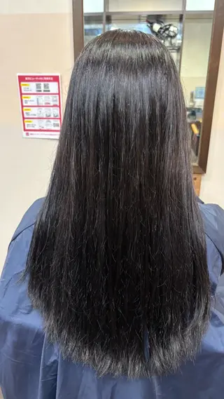 ロング カラー オオミチ ワカナのヘアスタイル