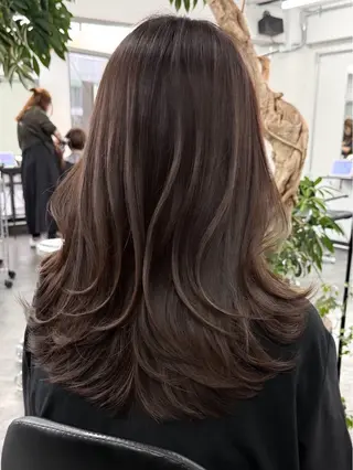 ミディアム カラー ヘアアレンジ 🫧透明感カラー/ Wカラー🫧namiのヘアスタイル