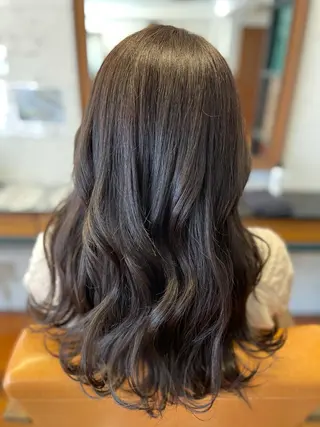 セミロング 佐々木 千夏のヘアスタイル