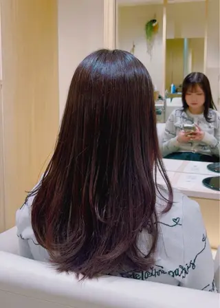 セミロング カラー 山口 陸のヘアスタイル