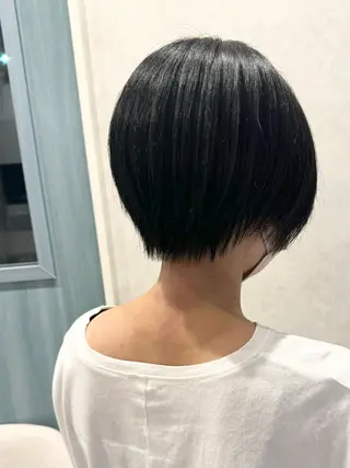 ショート 透明感カラー🕊️✨ Mayu🦮🩶のヘアスタイル