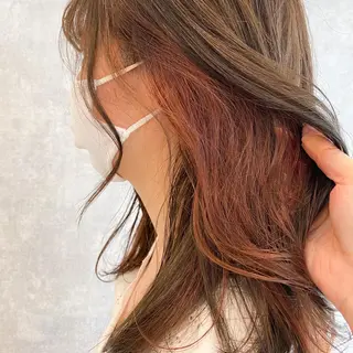 セミロング 川尻 詩織のヘアスタイル