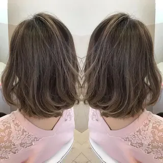 ショート カラー Oopsレイヤー 加藤澄都のヘアスタイル
