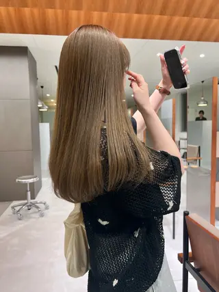ロング カラー 顔まわりカット/透け カラー/Memi🎀のヘアスタイル