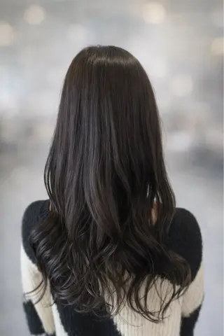 ロング カラー 佐野 悠のヘアスタイル