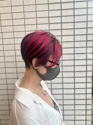 ショート カラー クバガワ シュンのヘアスタイル