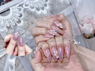 ネイル ✨Nailsalon Vi+✨のネイルデザイン