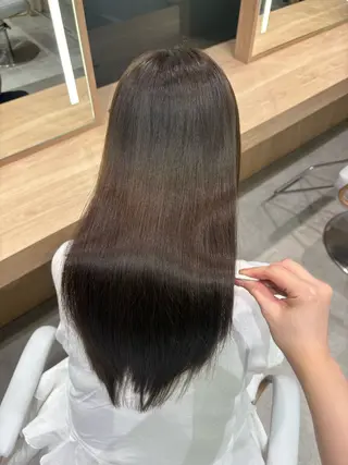 ロング KAE🍓艶カラー /韓国風のヘアスタイル