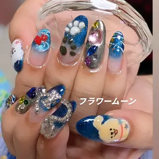 ネイル フラワー ムーンのネイルデザイン
