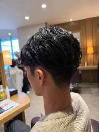 ショート 津田 幹太のヘアスタイル